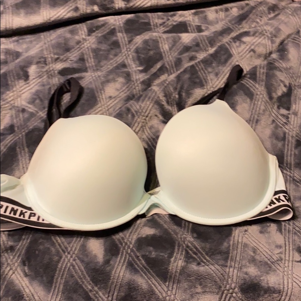 pink bra